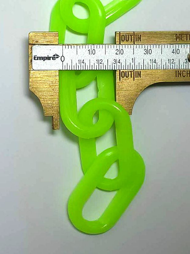 Plastic Chain 1 Meter $3.38