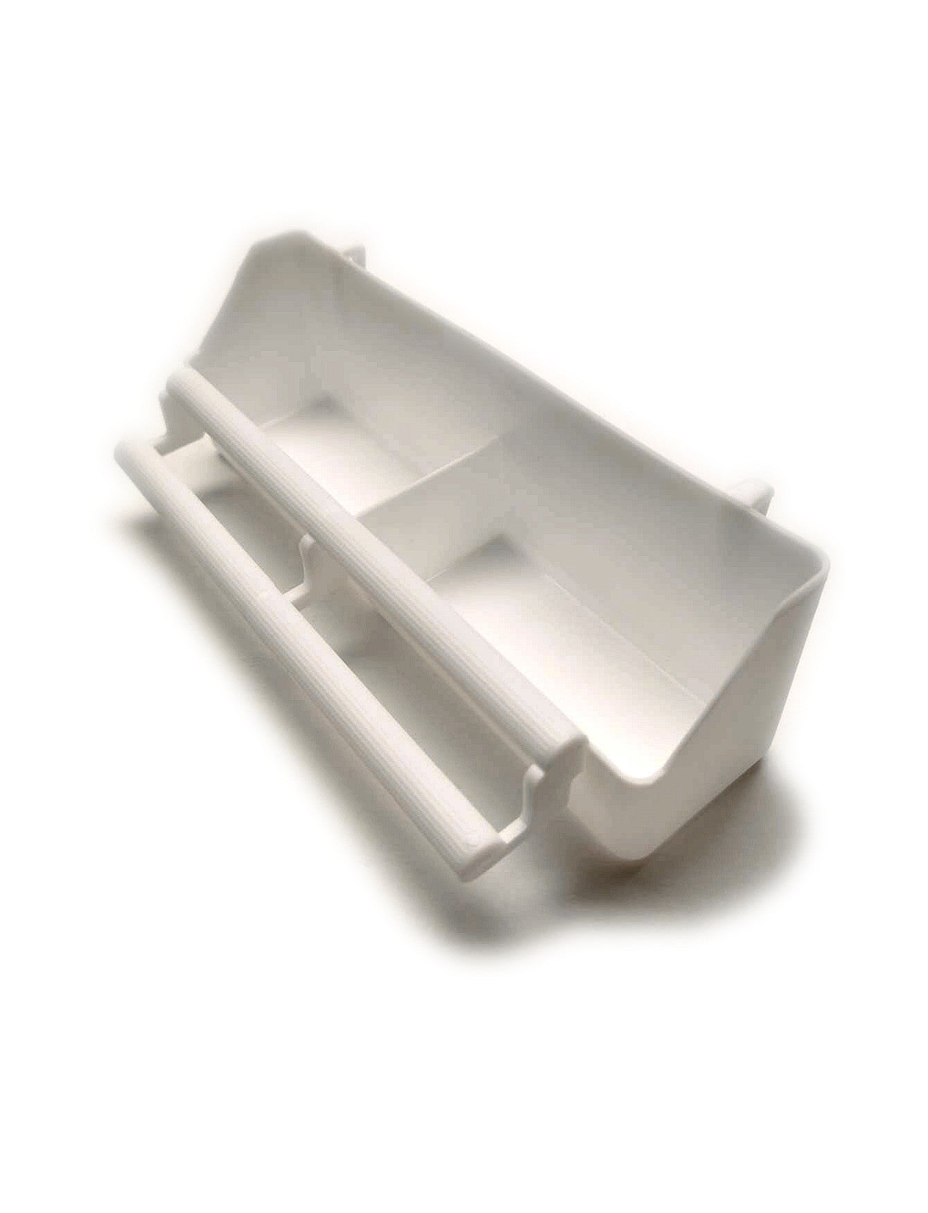 Sturdy Plastic Bird Feeder with Divider $3.38